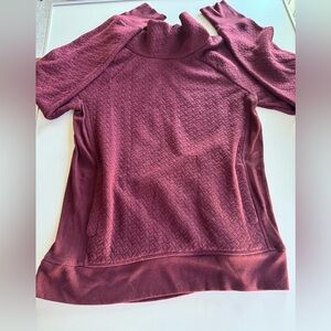 Women's Burgundy turtleneck Sweater